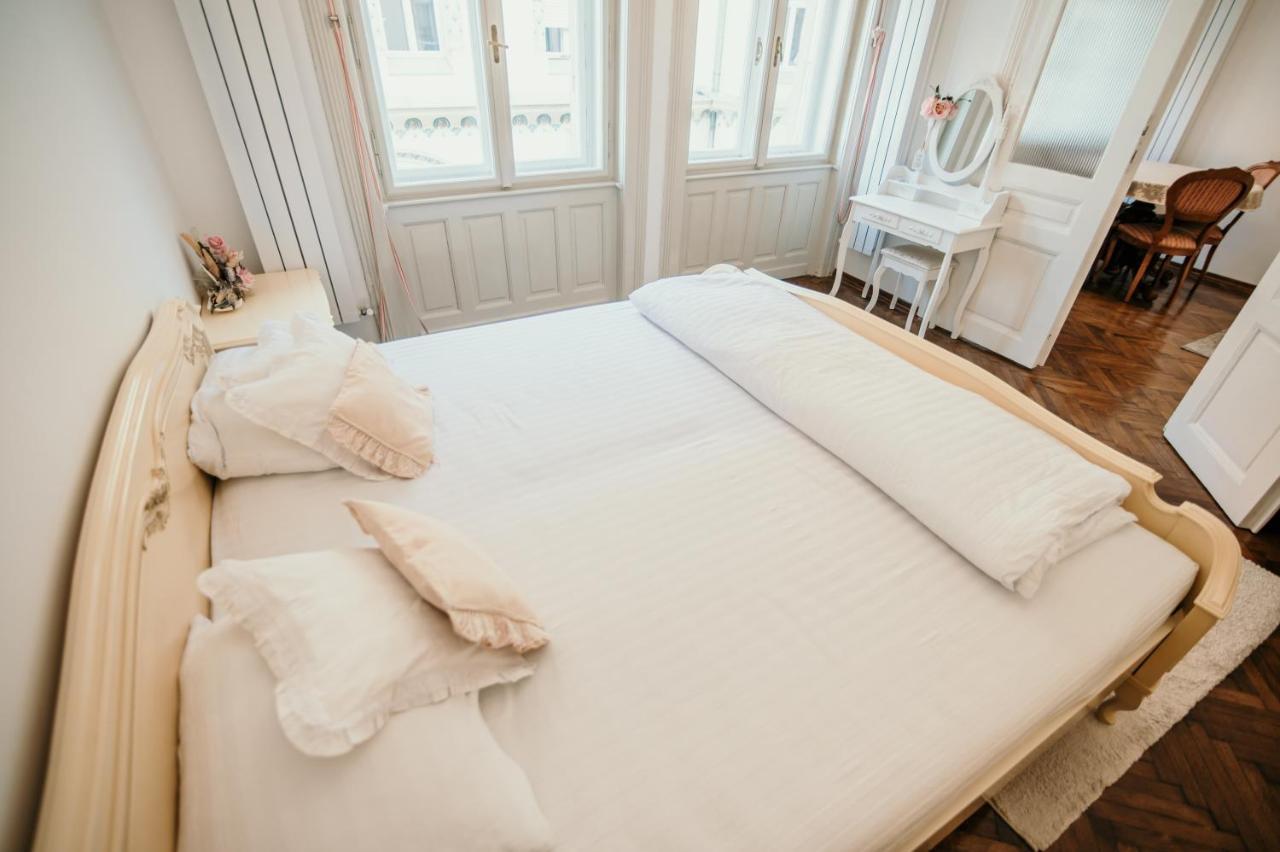Bella Palace Oradea Dış mekan fotoğraf
